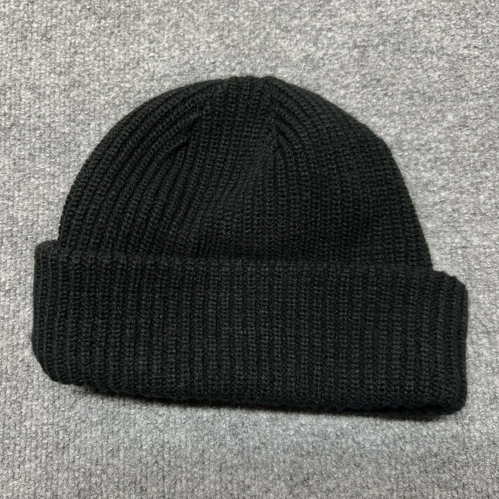 The North Face Beanie Unisex One Size Black NYC Patch Cuffed Knit Winter Outdoor